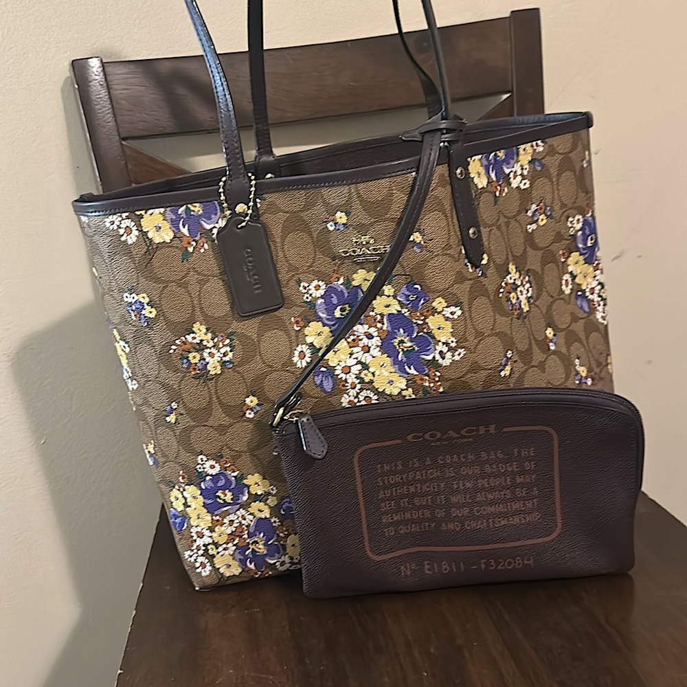 Coach Large Brown Reversible Floral Shoulder Bag Tote with Matching Pouch